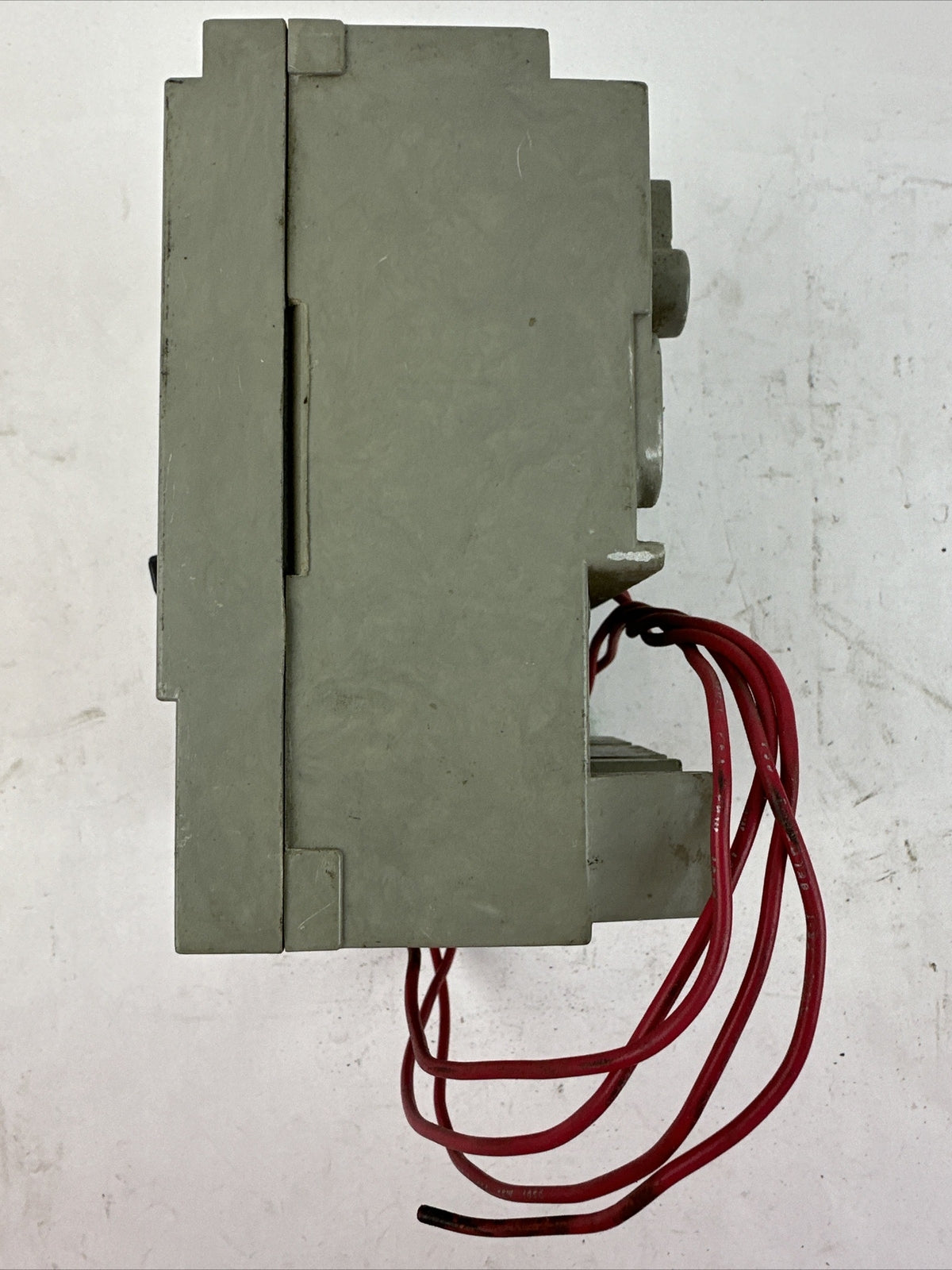 GOULD ITE HE2B04000A CIRCUIT BREAKER 40AMP 2POLE 600VAC