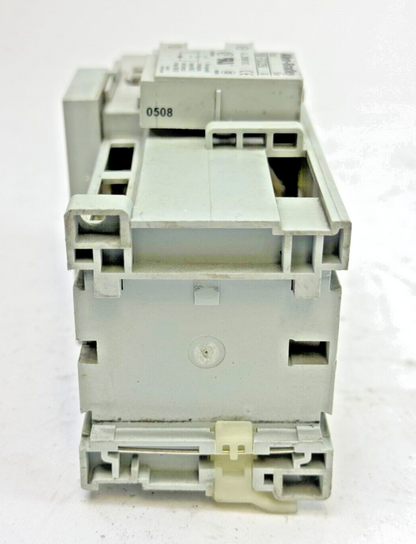 ALLEN-BRADLEY 100-C43Z*00 SER. A CONTACTOR W 24VDC COIL & 100-FSD250 & 100-S