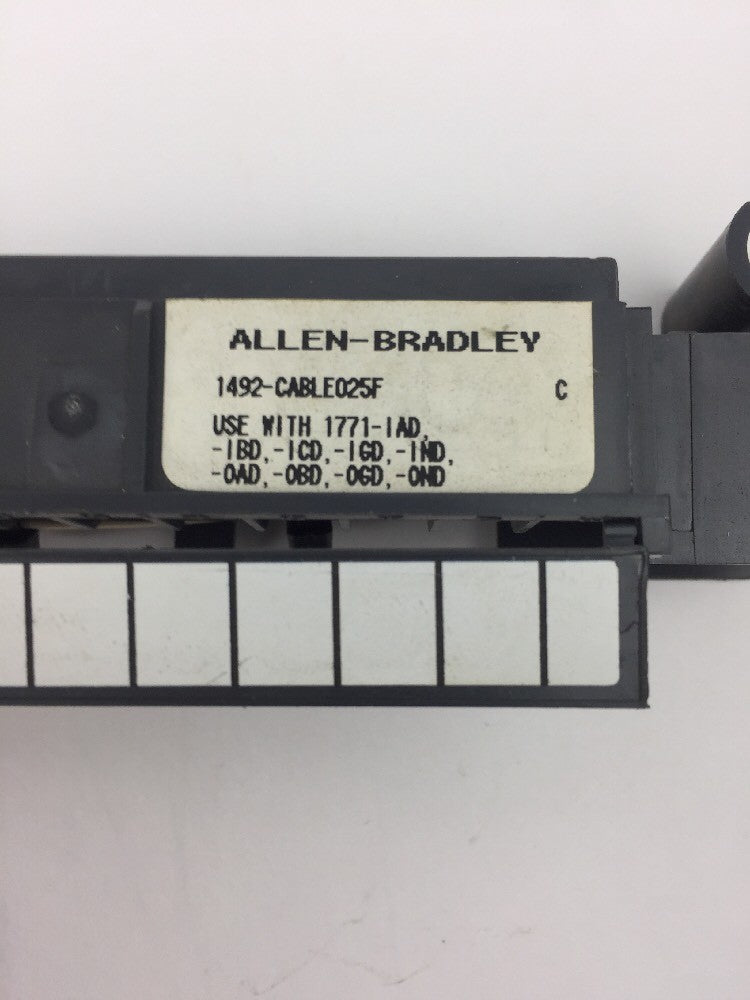ALLEN BRADLEY 1492-CABLE025F USE W/1771-IAD,IBD,ICD,IGD,IND,OAD,OBD,OGD,OND
