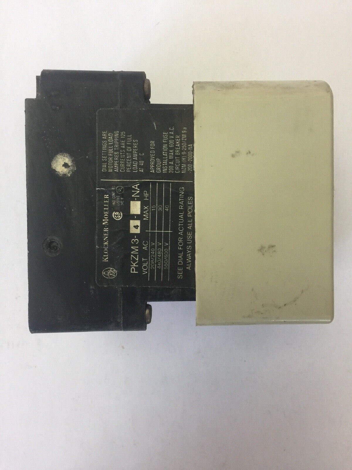 KLOCKNER MOELLER PKZM3-4-U-NA MANUAL MOTOR STARTER 550/600VAC 40HP 2.2-3.8A