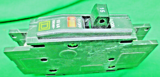 SQUARE D QOU115 15A CIRCUIT BREAKER 120/240V, 50/60 Hz