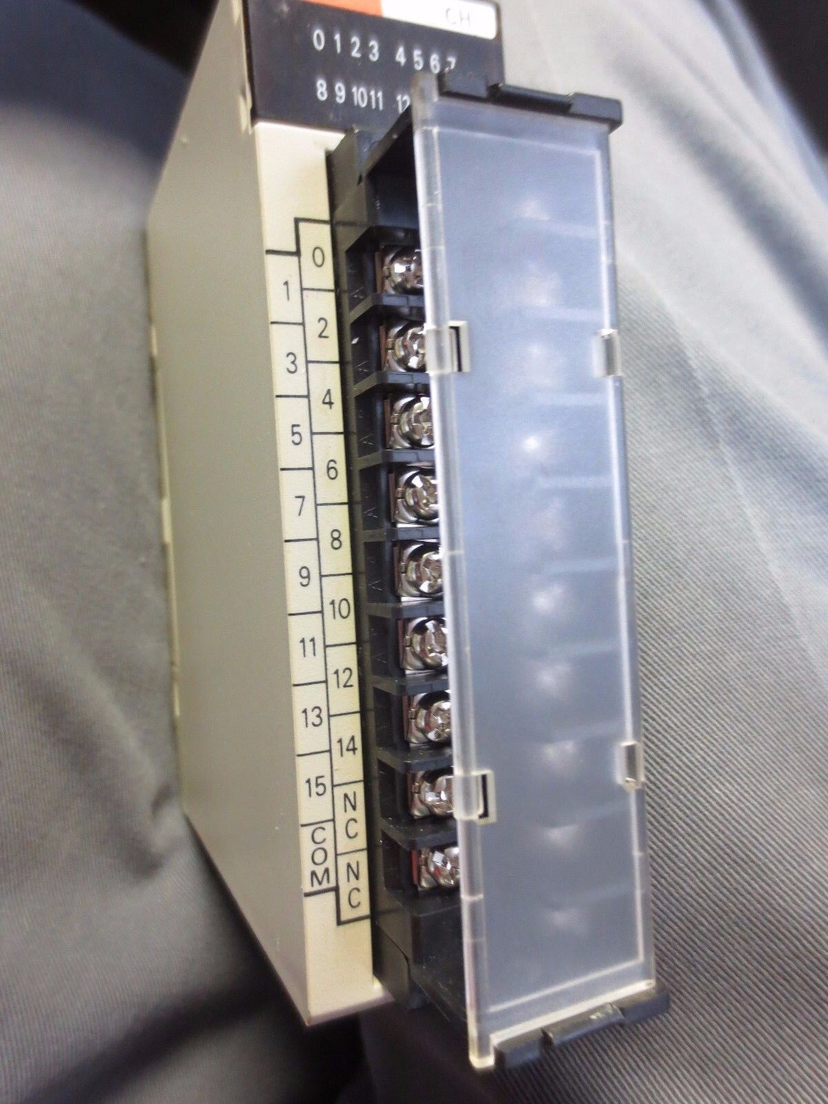 OMRON C200H-ID212 INPUT MODULE - 24VDC, 7mA