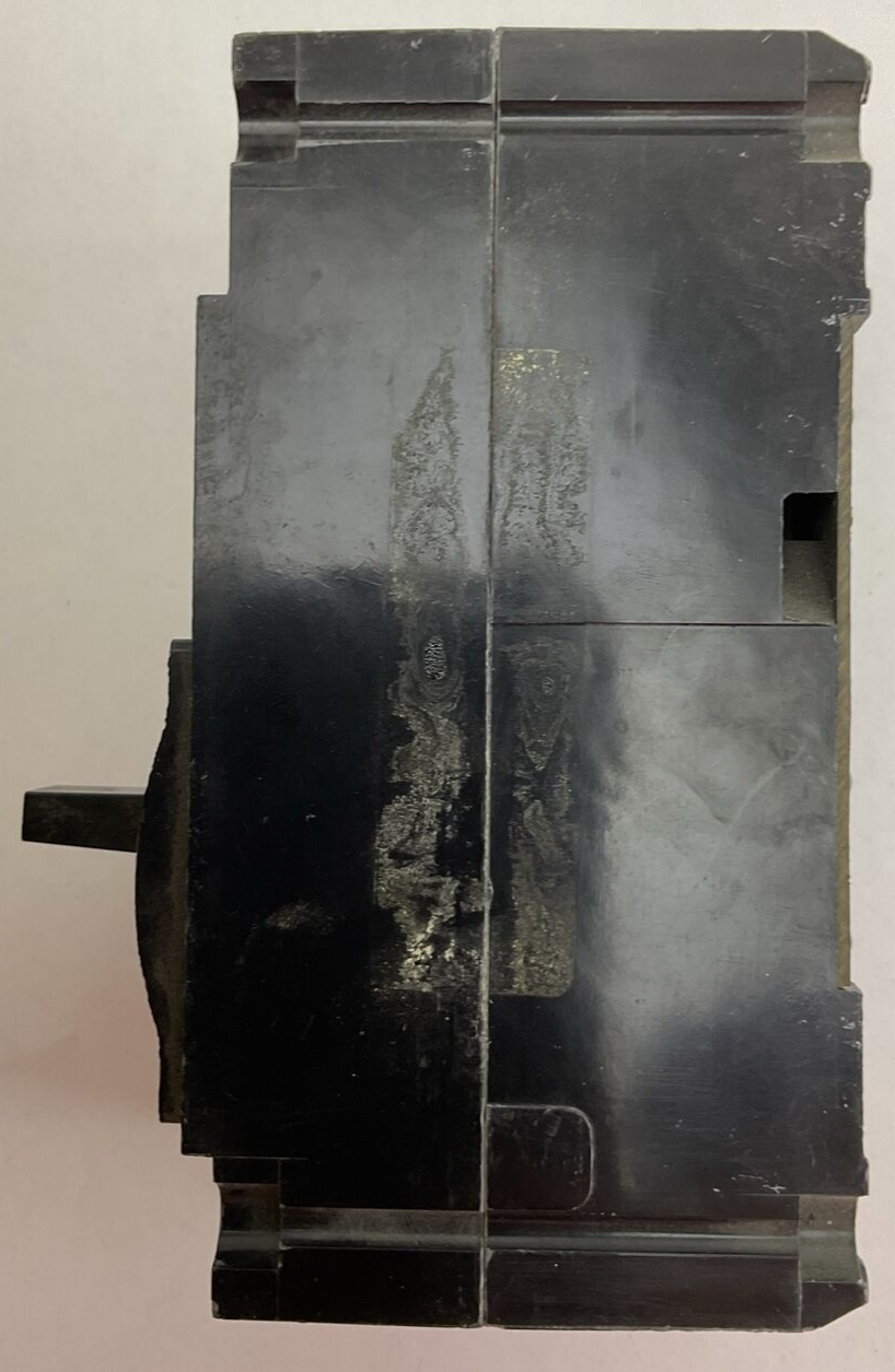 SQUARE D FHL26050 2POLE THERMAL-MAGNETIC CIRCUIT BREAKER 50A 600VAC 250VDC SER 2