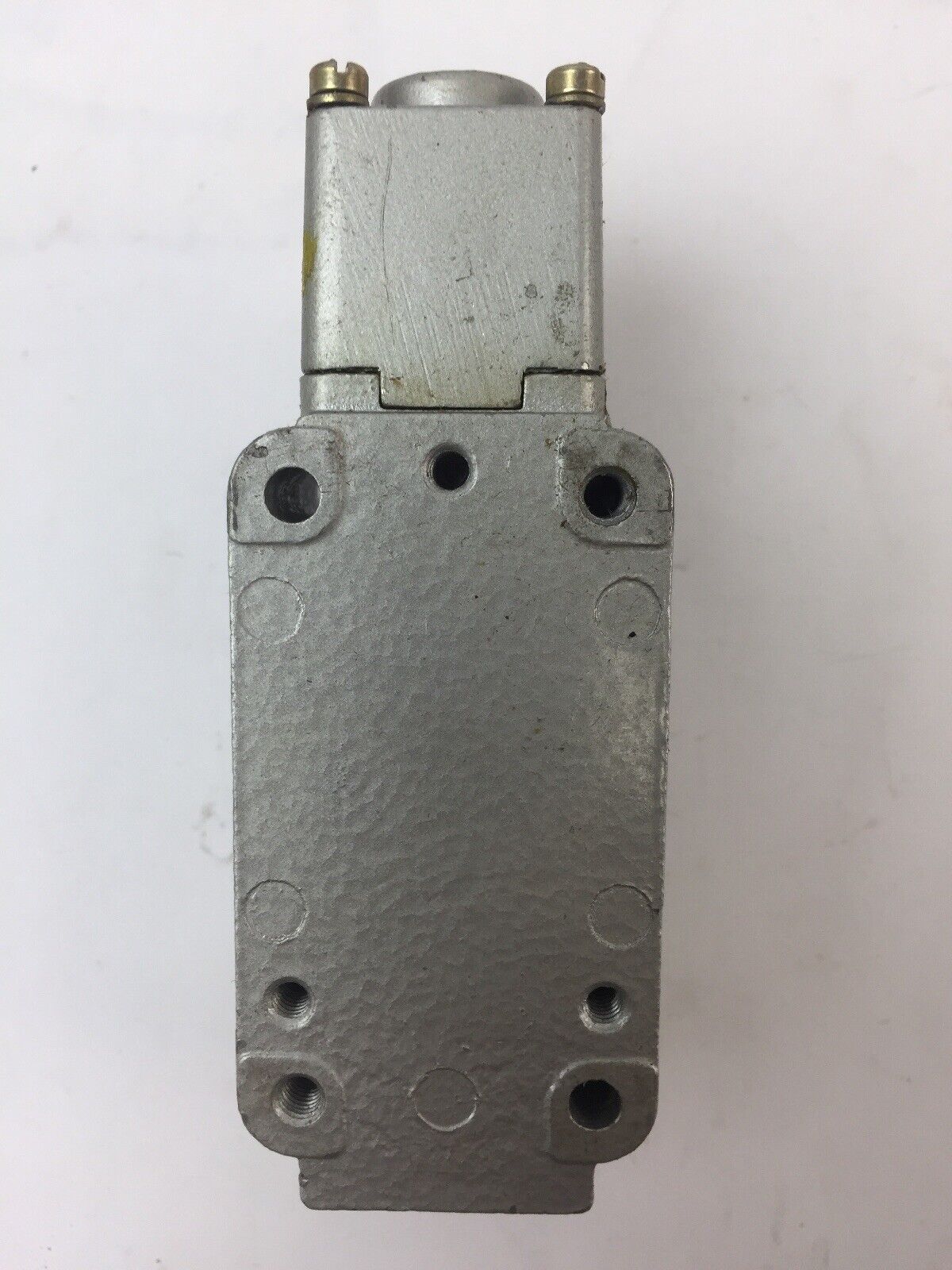 WESTINGHOUSE RRLAA1 OIL TITE LIMIT SWITCH 600VAC 10 AMP