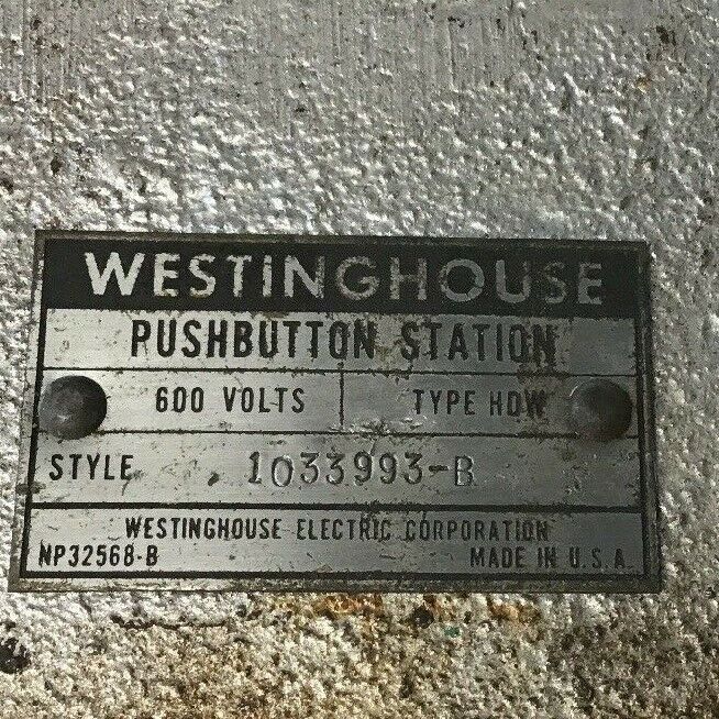 WESTINGHOUSE TYPE HDW PUSHBUTTON STATION 1033993-B 600VOLTS