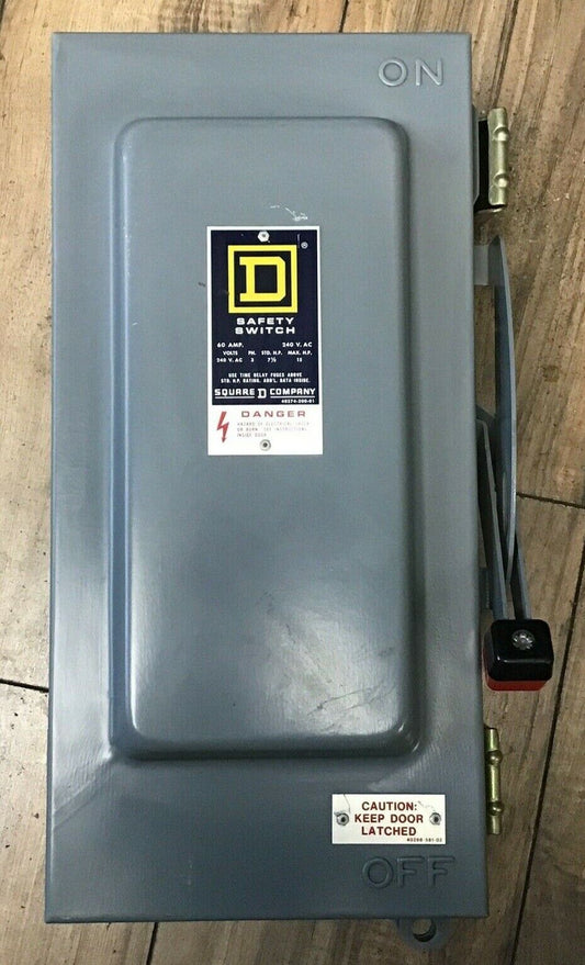 SQUARE D H322NA SAFETY SWITCH SER.D4 60A  FUSIBLE 600VAC/VDC 240VAC 15HP