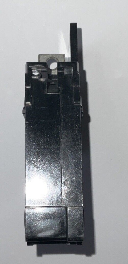 ITE/GOULD BQ1B015 CIRCUIT BREAKER 120/240VAC 1POLE ****LOTOF6****