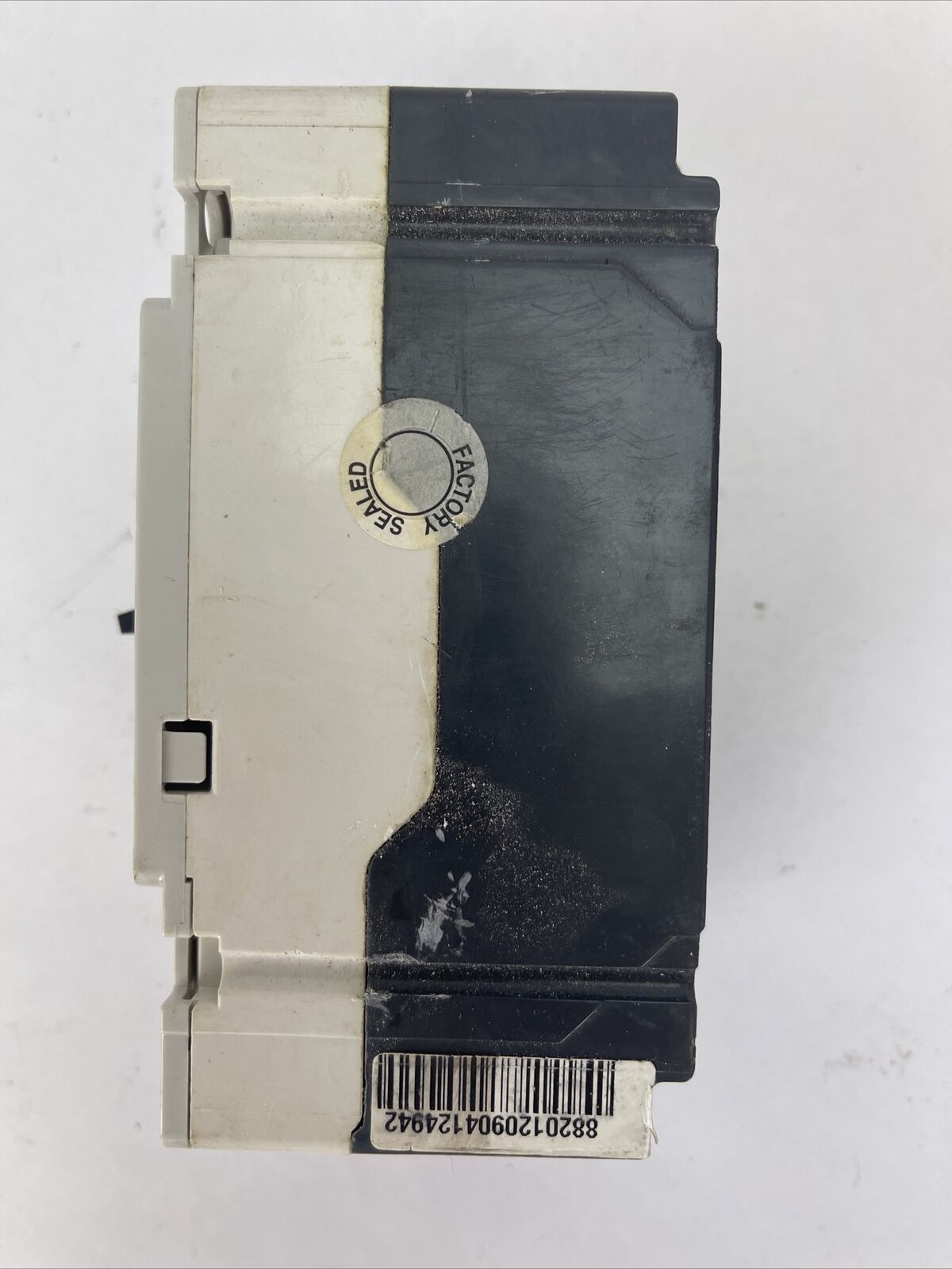 EATON EGB3060FFG INDUSTRIAL CIRCUIT BREAKER 60AMP 3POLE 250VDC 480VAC 67B3600G12