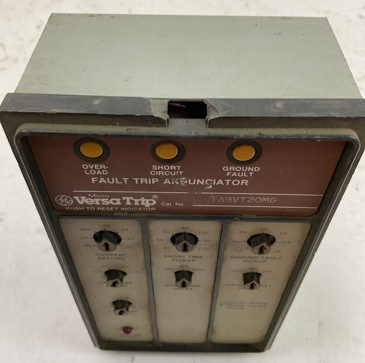 GE TA9VT20MG MICRO VERSA TRIP FAULT TRIP ANNUNCIATOR