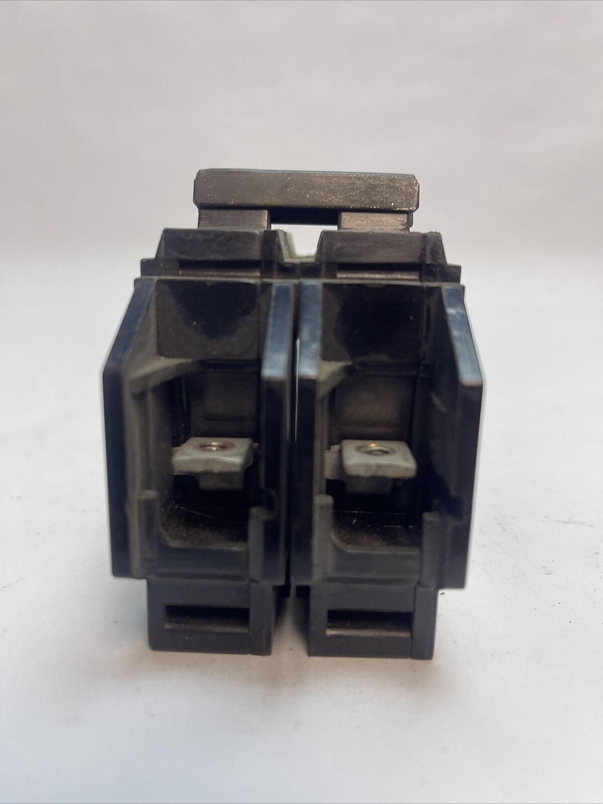 GE THQC22015 CIRCUIT BREAKER 15AMP 240VAC 2 POLE