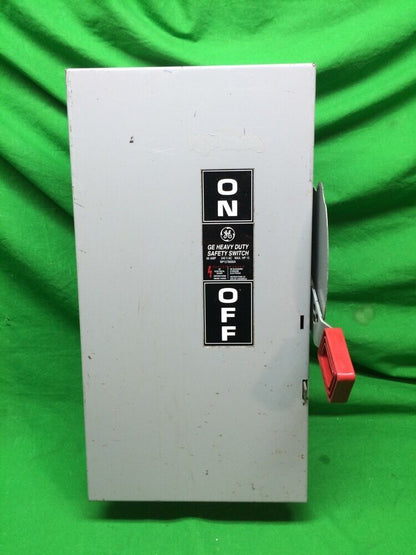 GENERAL ELECTRIC TH4322 60 AMP FUSIBLE SAFETY SWITCH TYPE 1