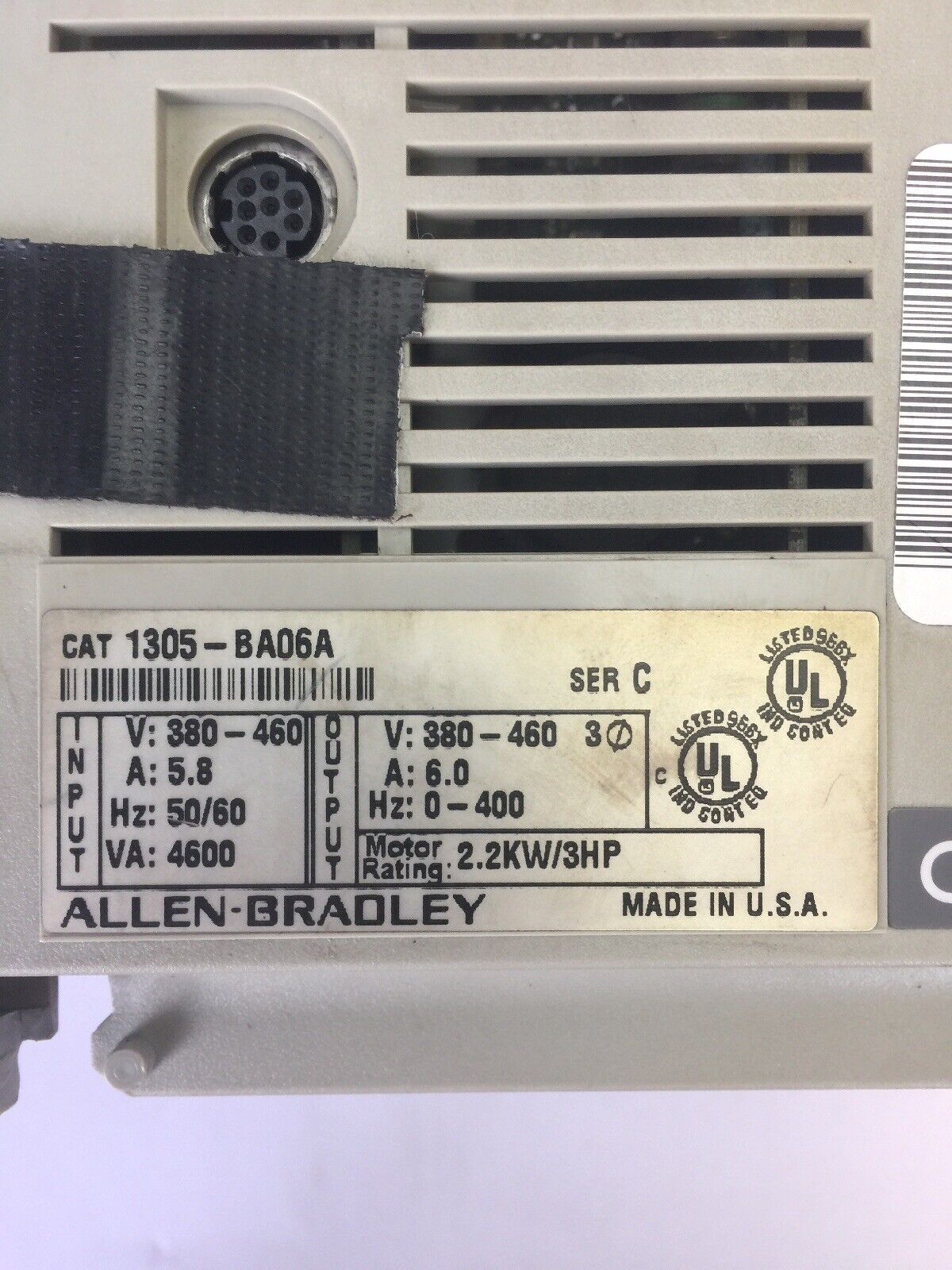 ALLEN BRADLEY 1305-BA06A AC DRIVE INPUT 380-460V 5.8A OUTPUT 380-460V 6.0A 3HP