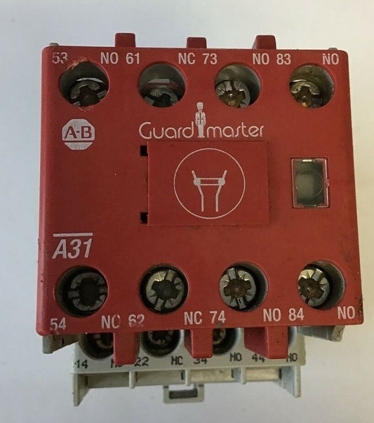 ALLEN BRADLEY 700-CF310D*A CONTACTOR SER.A 600VAC W/ 100S-F SER.B GUARD MASTER
