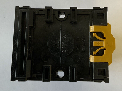 ALLEN BRADLEY 700-HA32A12 RELAY SER.D 12VAC 10A****LOTOF2****