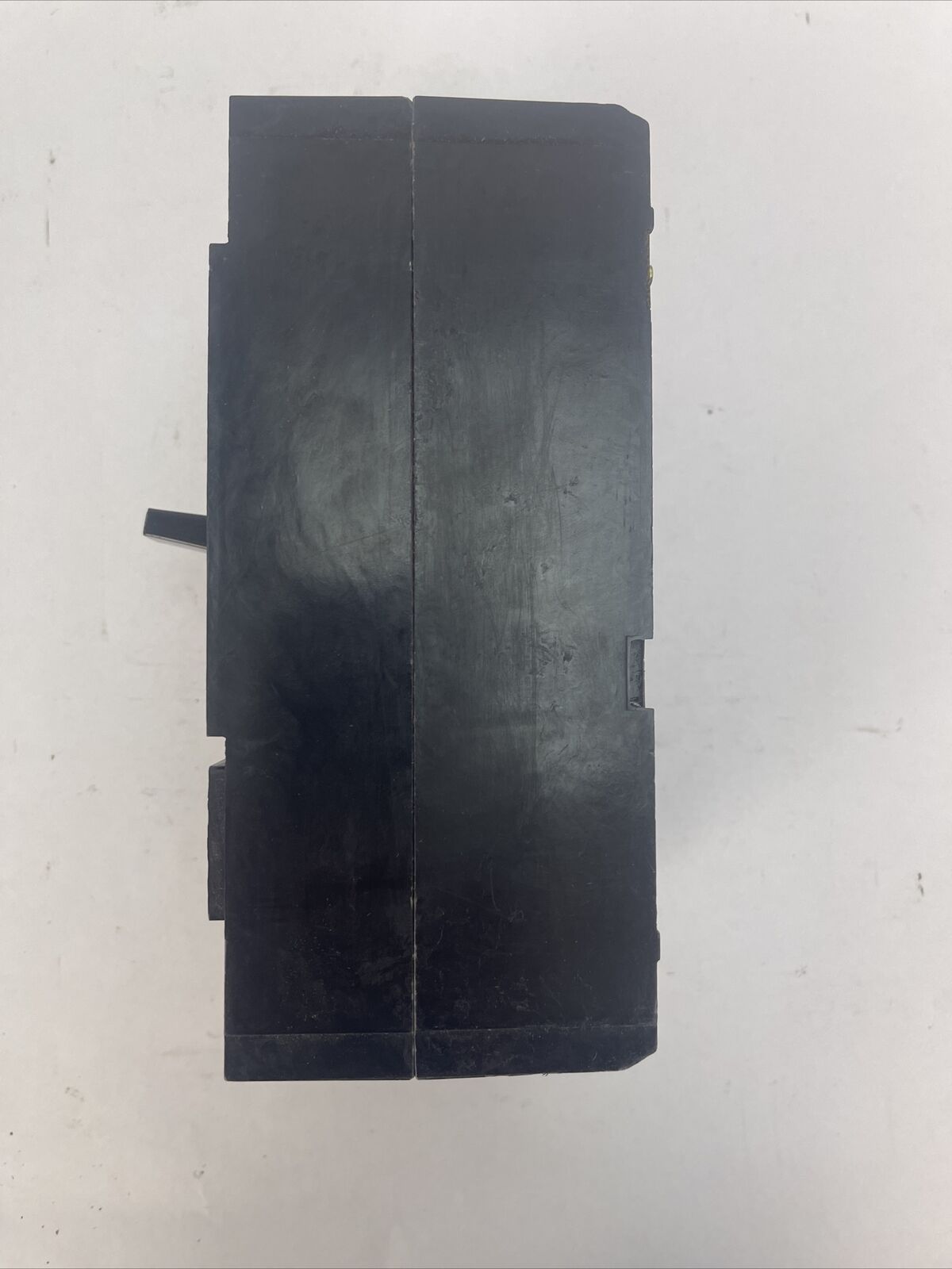 SQUARE D SKCL3250 THERMAL-MAGNETIC CIRCUIT BREAKER 250A 480VAC 3POLE SERIES 2