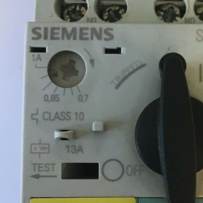 SIEMENS 3RV1021-0JA10 MOTOR STARTER 690V ***LOTOF2***
