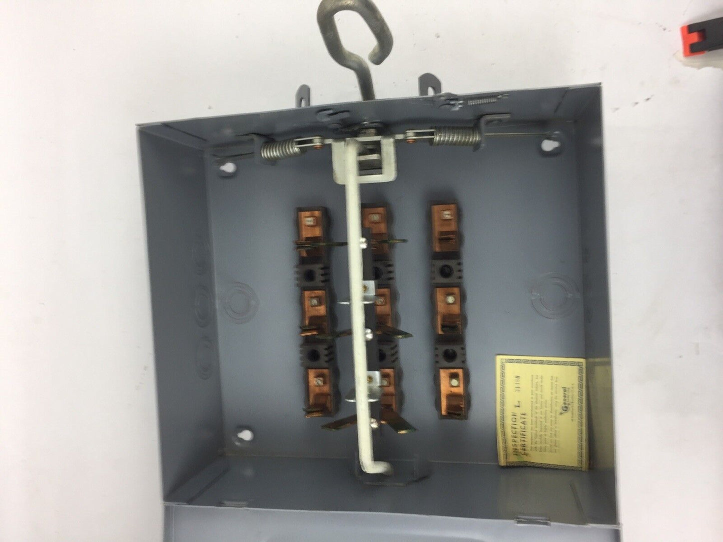 GENERAL SWITCH 63DU SAFETY SWITCH VOLTS 240 AC 60 AMP 3 POLE TYPE: D'BLE THROW