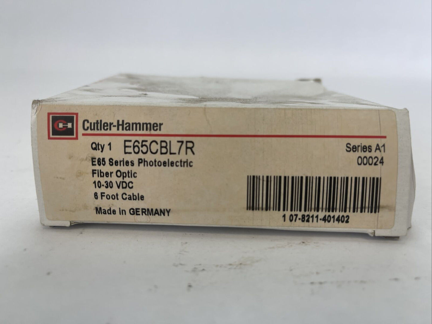 CUTLER HAMMER E65CBL7R E 65 SERIES PHOTOELECTRIC FIBER OPTIC 10-30VDC SER A1 6FT