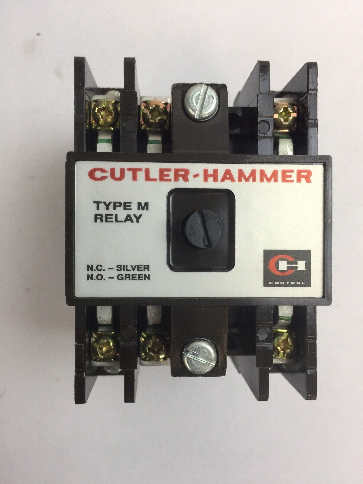 CUTLER HAMMER D26MR30E TYPE "M" RELAY 3NO 0NC COIL 208V 60CY 9-1989-9