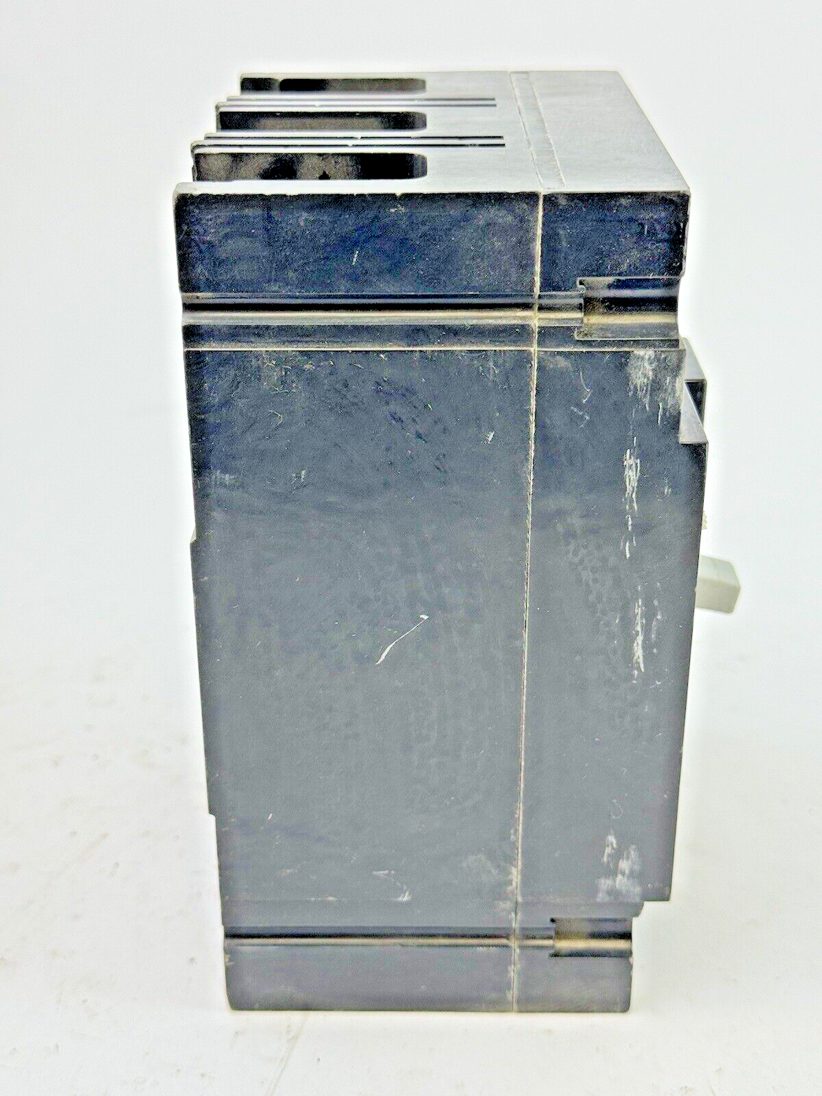 GE - TEB132080 - INDUSTRIAL CIRCUIT BREAKER  - 80 A, 240 VAC, 250 VDC, 3 POLE