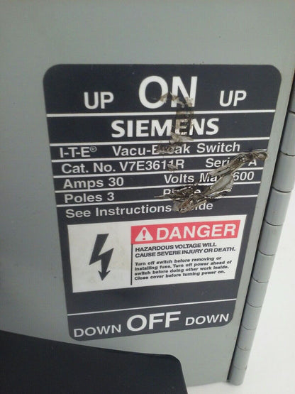 SIEMENS V7E3611R SER.A TWIN FUSIBLE VACU BREAK PANELBOARD SWITCH 600V 30A 20HP