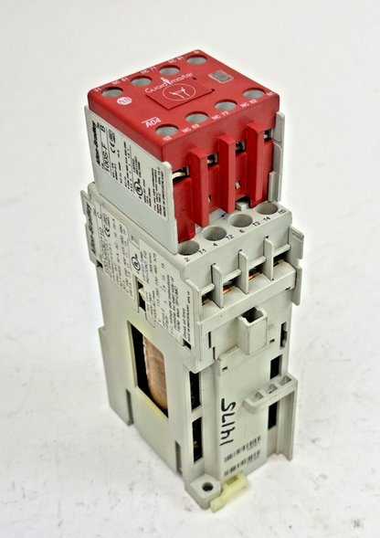 ALLEN-BRADLEY - 100S-C23DJ14C SER. C - SAFETY CONTACTOR W/ 24 VDC COIL