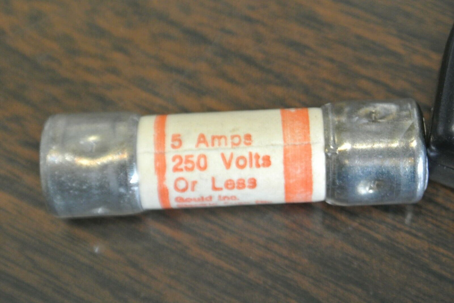 LOT of 5 / GOULD-SHAWMUT A25X5 AMP-TRAP® FUSE / 5A / 250V / NEW SURPLUS