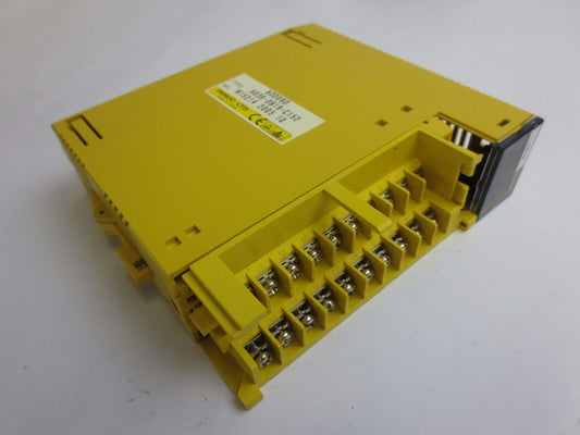 FANUC A03B-0819-C152 / AOD08 OUTPUT MODULE 12/24VDC, 2A, POSITIVE LOGIC NO DOOR