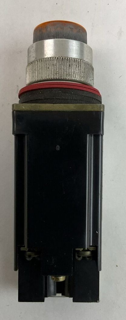 ALLEN BRADLEY 800MR-QB24S SER D PUSH BUTTON 24V 800M-XAK SER A 600VAC (LOT OF 2)