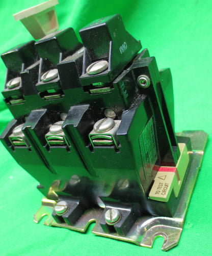 ALLEN-BRADLEY MANUAL RESET OVERLOAD RELAY 592-B0V16 592-BOV16 w/ W19 HEATERS