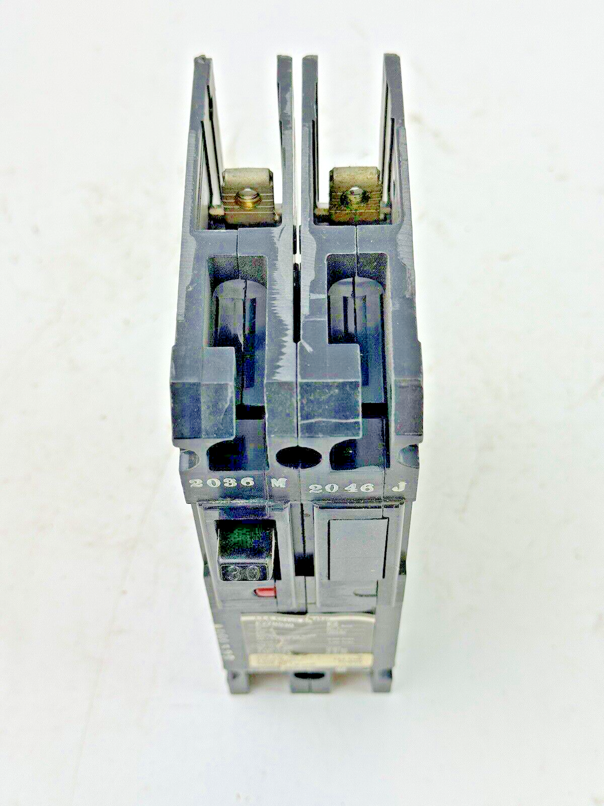 SIEMENS / ITE - ED22B030 - MOLDED CASE CIRCUIT BREAKER - 2 POLE/240 VAC/ 30A-NEW