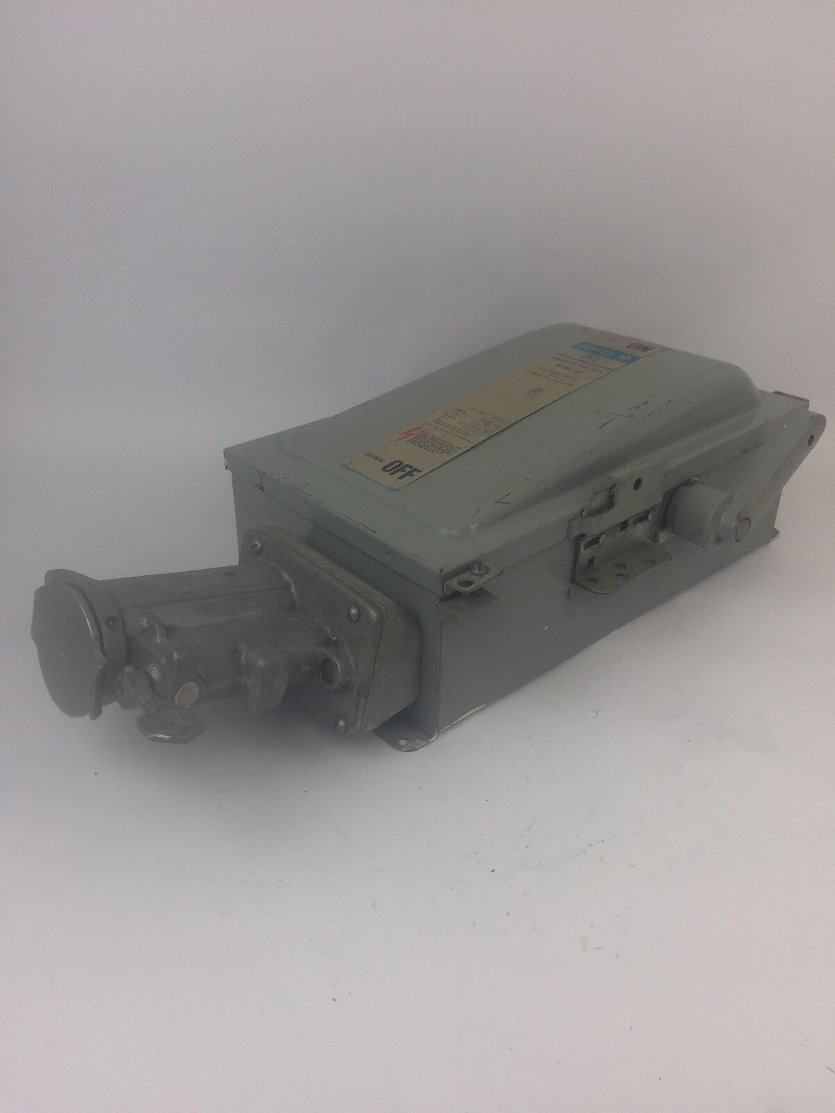 GOULD I-T-E F353H-CH FUSIBLE SAFETY SWITCH 600VAC 250VDC 100AMP 3PH 75HP 3 POLE