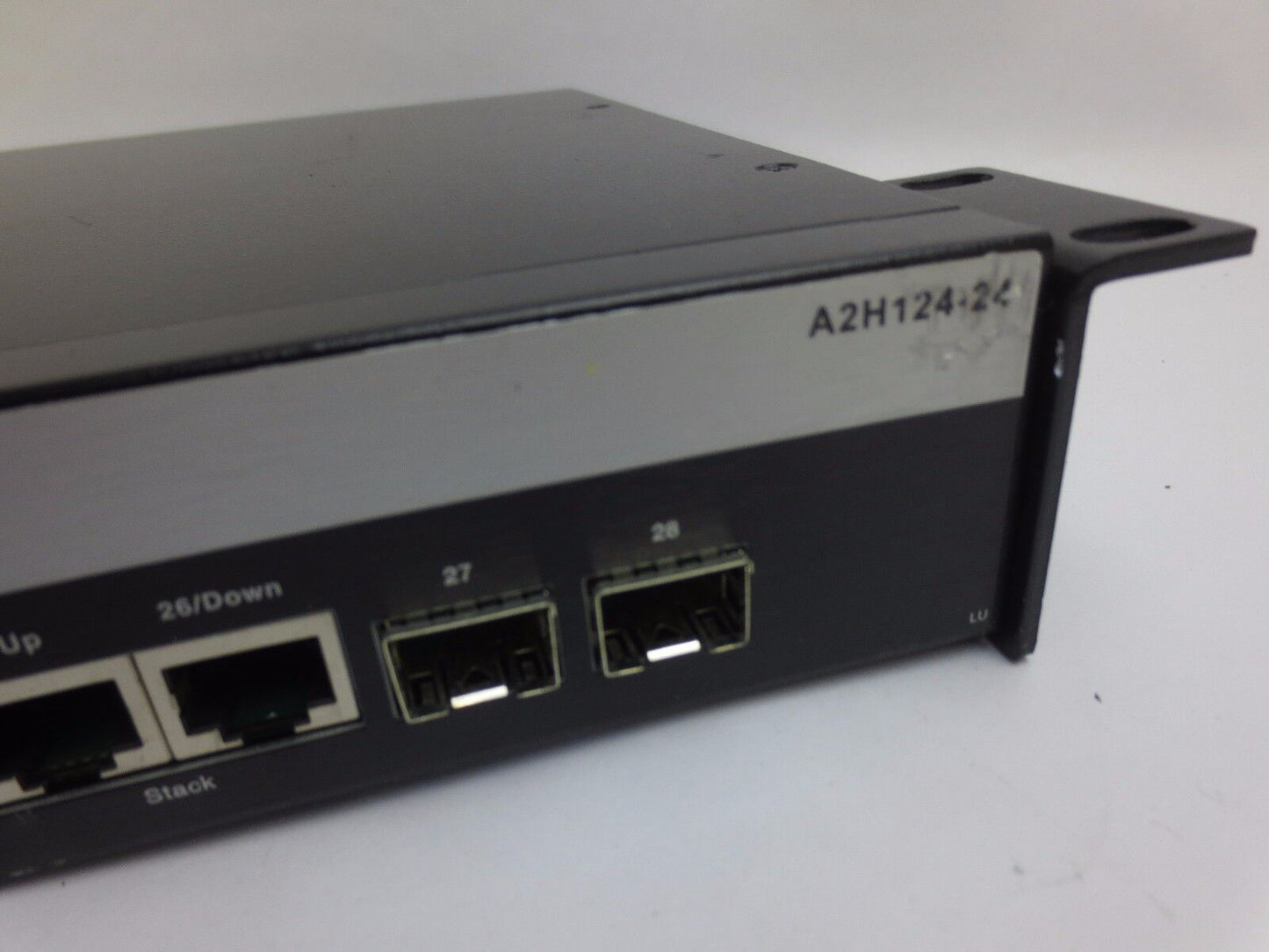 ENTERASYS A2H124-24 - 24-PORT ETHERNET SWITCH w/ REDUNDANT POWER SUPPLY