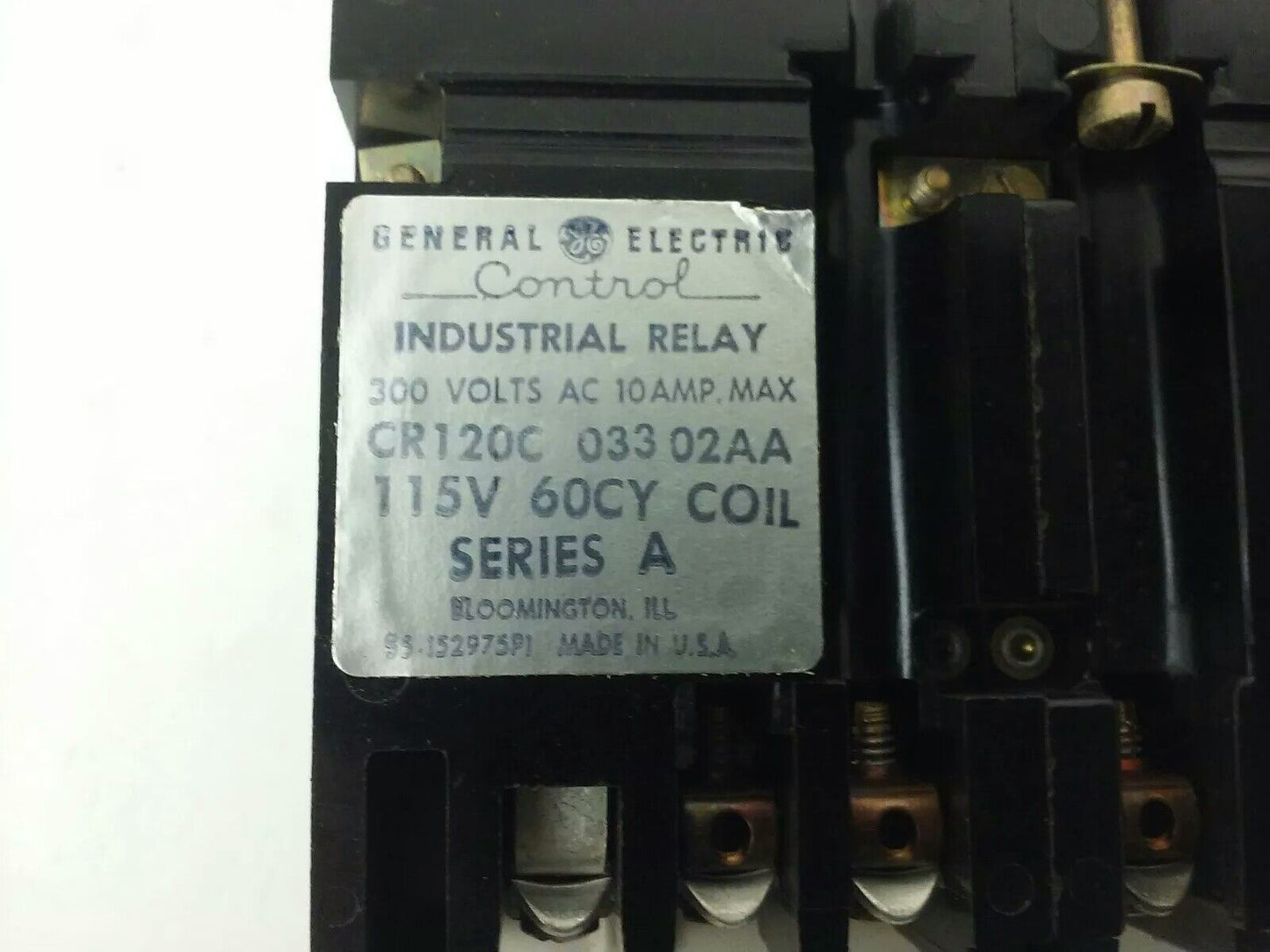 GENERAL ELECTRIC CR120C03302AA SER. A, LATCHING RELAY, 300V, 115V COIL,10A,CR120