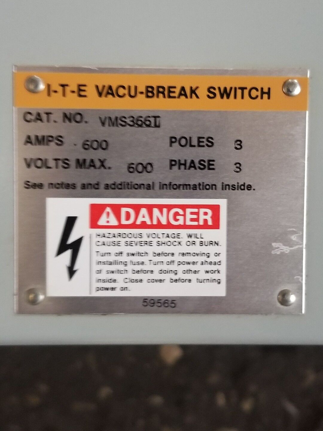 ITE SIEMENS VMS VMS366T 600 AMP 600V FUSIBLE PANEL PANELBOARD SWITCH