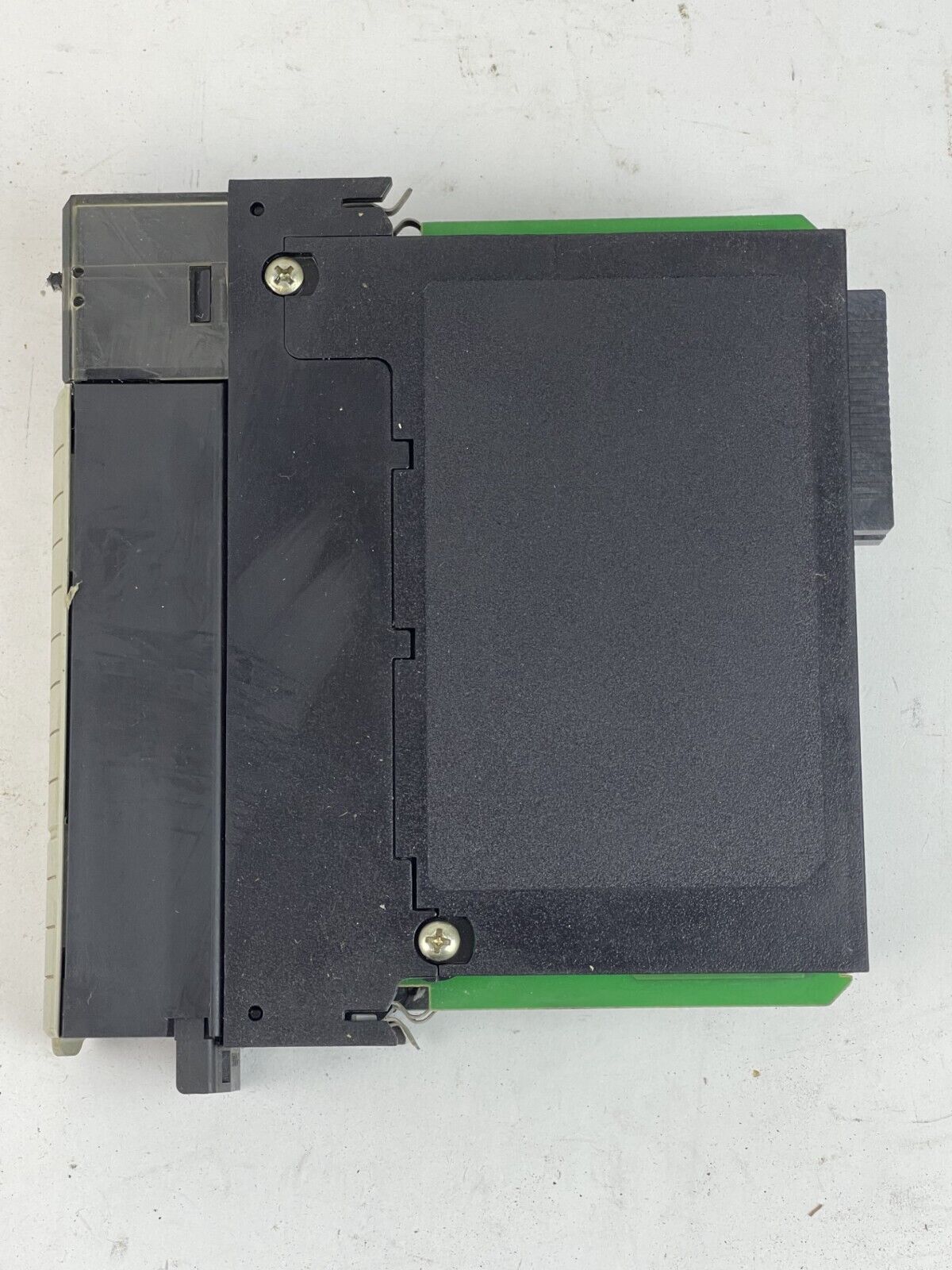 ALLEN BRADLEY - 1756-0B8 SER. A - CONTROLLOGIX DIGITAL DC OUTPUT PILOT DUTY