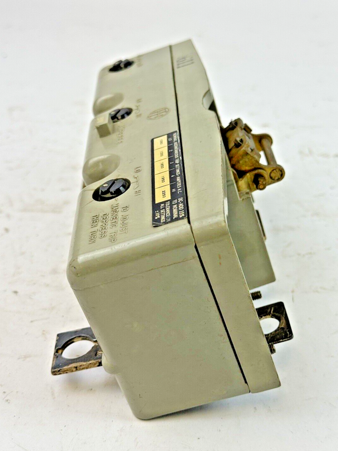 SIEMENS / ITE - HJ3-T300 - CIRCUIT BREAKER TRIP UNIT - 300 AMP - MAGNETIC TRIP