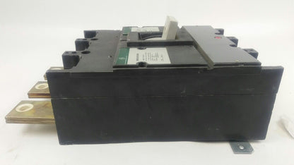 GE TJD432400 CIRCUIT BREAKER 400A, 240V, 3P, 250VDC, KA 22, LUG CAT#TCAL43, USED