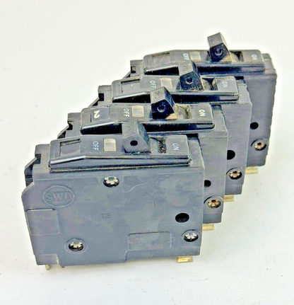 SQUARE D *LOT OF 4* - QO120 - CIRCUIT BREAKERS - 1 POLE/240VAC/20A