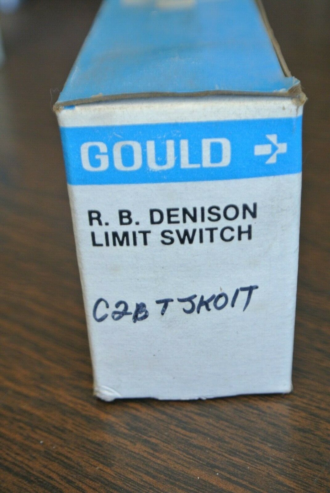 GOULD / R.B. DENISON C2BT-JK01T LOX-SWITCH / NEMA A600 / NEW SURPLUS