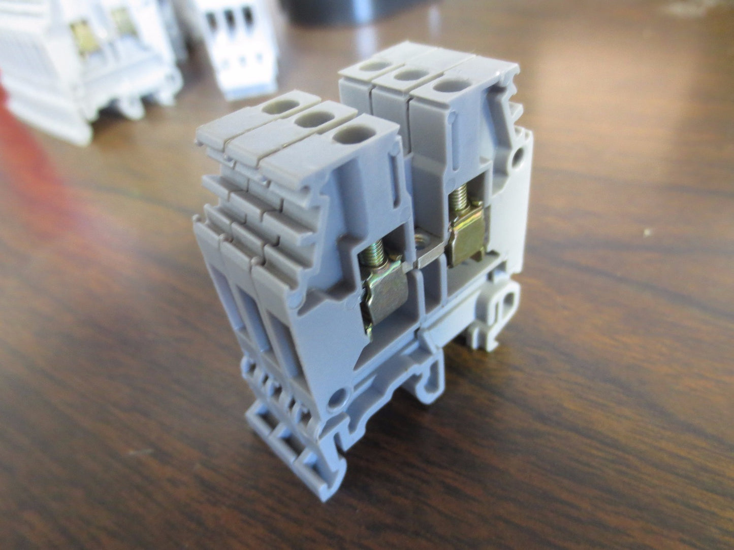 ABB ENTRELEC 011511607 GRAY M4/6 STANDARD SCREW CLAMP TERMINAL BLOCKS LOT of 36