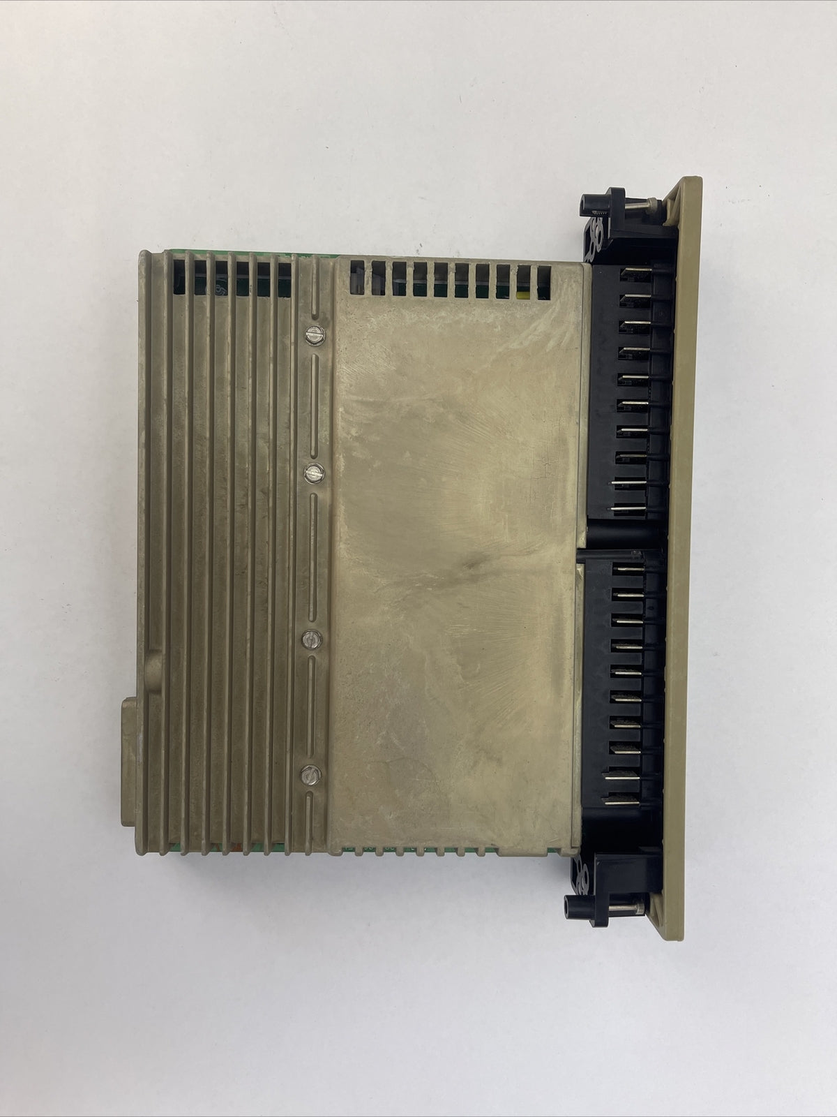 GOULD AS-B804-016 OUTPUT MODULE REV M 115VAC 16PT