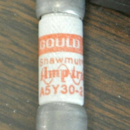 BOX of 10 / GOULD-SHAWMUT A5Y30-2 AMP-TRAP® FUSE / 30A / 500V / NEW SURPLUS