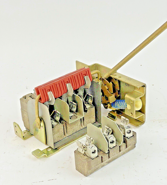SQUARE - D RC-3 SER. A - DISCONNECT SWITCH