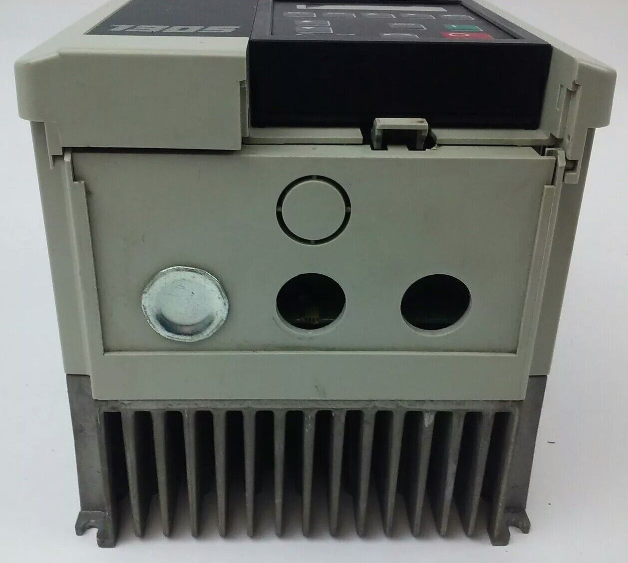 ALLEN BRADLEY 1305-BA03A SER. C, AC DRIVE, INPUT: 380/460V, 2.2A, 50/60HZ,1800VA