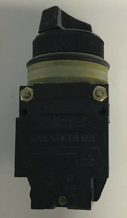 GE CR104B12102 MINIATURE OILTIGHT SELECTOR SWITCH BLACK 2POS 150V 1NO-1NC