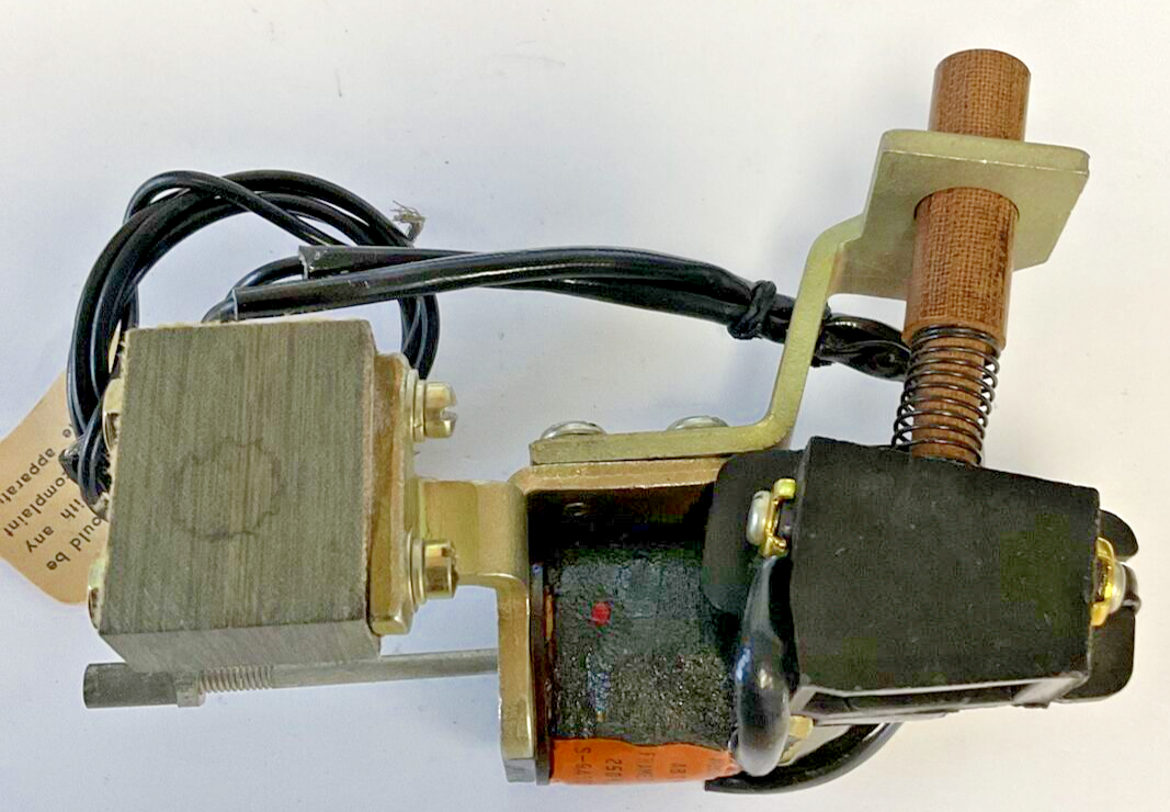 WESTINGHOUSE 371D691G07 SHUNT TRIP 250VDC AB BKR FRAMES G-K-L