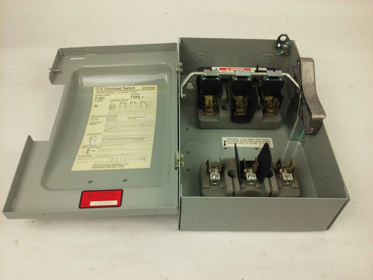 ITE SIEMENS F351, H.D. ENCLOSED SWITCH, 30A, 480/600V, 3P, FUSIBLE, 3PH, NEW