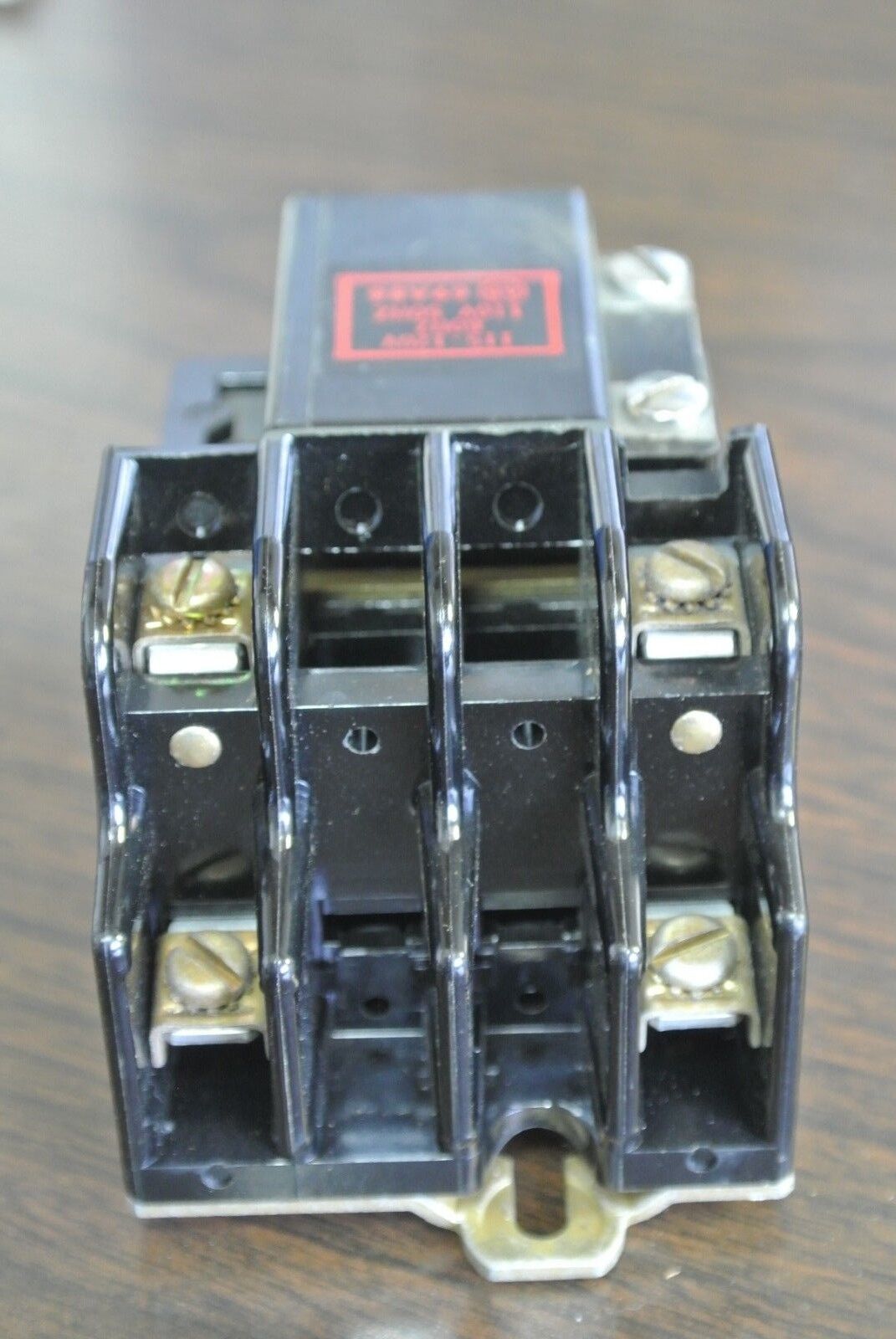 ALLEN-BRADLEY 702L-TOD92 AC LIGHTING CONTACTOR 120V, 10A, 2-POLE - NEW SURPLUS