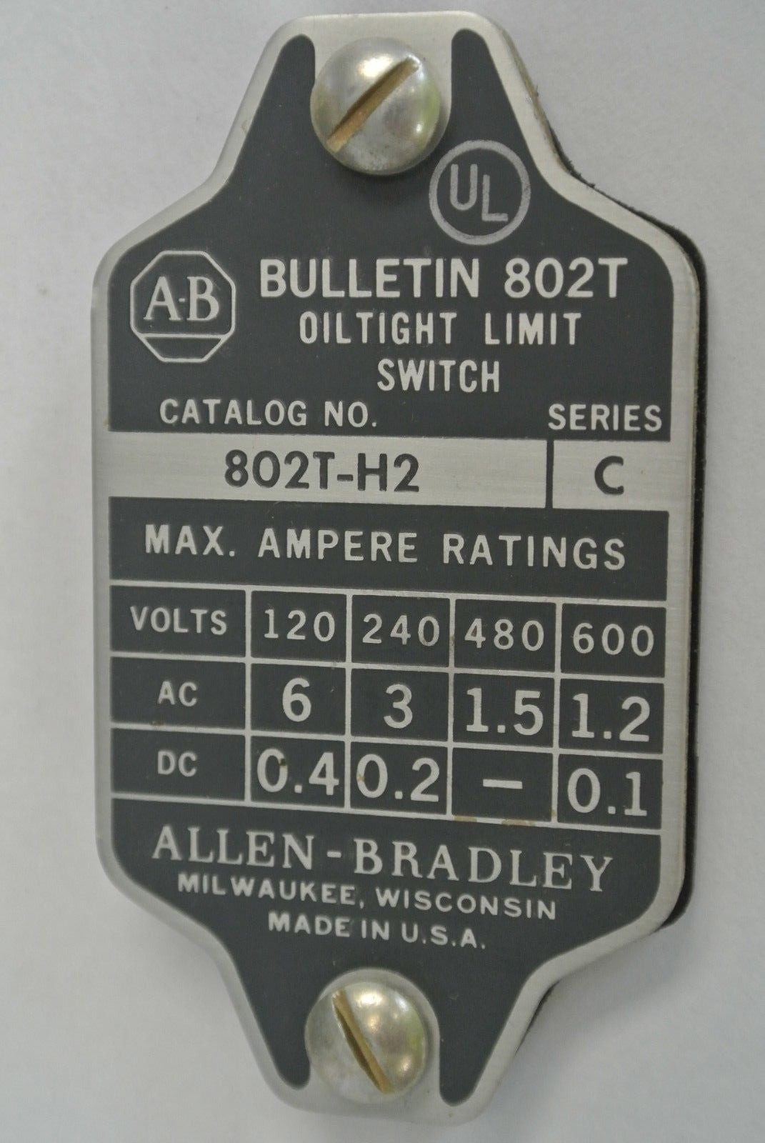 ALLEN-BRADLEY 802T-H2 / OILTIGHT LIMIT SWITCH / SPRING RETURN / NEW SURPLUS